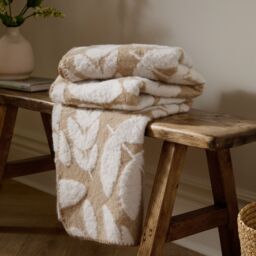 Wylder Nature Hazel Woven Throw in Beige - Size: 130 cm x 180 cm - thumbnail 1