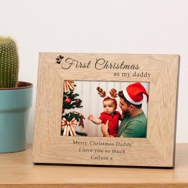 Uniqueful Men's Personalised First Christmas as My Daddy Wood Frame 7 x 5 Dad in Brown - image 1