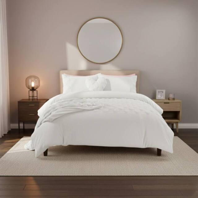 Snug City Super Soft Teddy Duvet Cover Set Heart Embossed Cozy Fleece Bedding in White - Size: Single - image 1