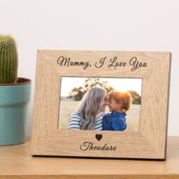 Uniqueful Women's Personalised I We love You Wood Picture Frame 6 x 4 Mothers Day Mum in Brown - thumbnail 3
