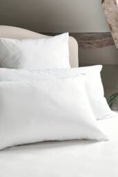 CHRISTY X Suspension King Pillow Medum Firm in White - thumbnail 2