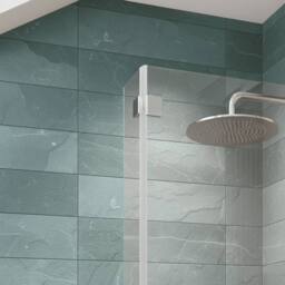 Nes Home 830mm Reversible 6mm Tempered Glass L-shape Bath Screen Chrome in Metallic Silver - thumbnail 2