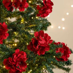 Scottish Everlastings Ltd Set of 6 Hydrangea Christmas Tree clips in Red