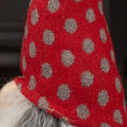 Samuel Alexander 34cm Festive Gonk Cuddly Santa Indoor Christmas Plush Decoration in Polka Dot Hat in Red - thumbnail 8