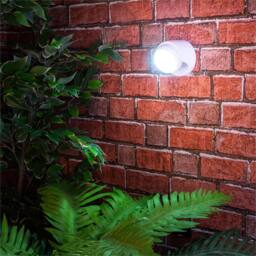St Helens Home & Garden 9 LED Motion Sensor Light in White - thumbnail 1