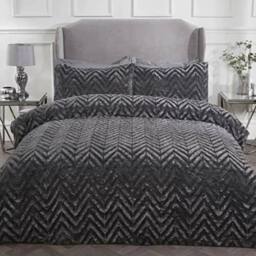 Smart Living Luxury Chevron Airblown Faux Fur Duvet Cover with Pillowcases in Charcoal - Size: Single