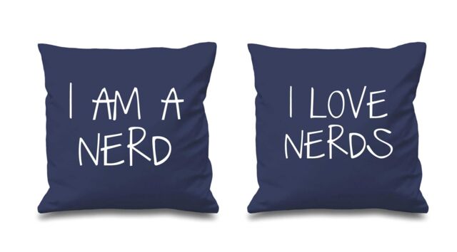 60 SECOND MAKEOVER I Am A Nerd I Love Nerds Cushion Covers in Navy - Size: 40 cm x 40 cm