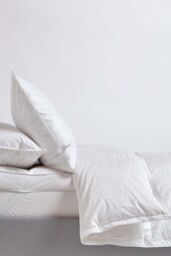 Homescapes Premium White Goose Down 13.5 Tog Winter Duvet - Size: Double - thumbnail 4