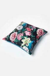 Homescapes Floral Peacock Black & Teal Filled Velvet Cushion 46 x 46 cm - thumbnail 5