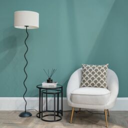 ValueLights Wiggle Black Metal Floor Lamp With Boucle Lampshade - thumbnail 3