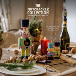 KitchenCraft The Nutcracker Collection Wooden Male Nutcracker in Black - thumbnail 8