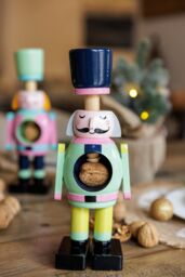 KitchenCraft The Nutcracker Collection Wooden Male Nutcracker in Black - thumbnail 6