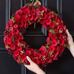 Dibor 42cm Extra Large Red Rose Christmas Wreath with Tree Wreath Hanger - thumbnail 2