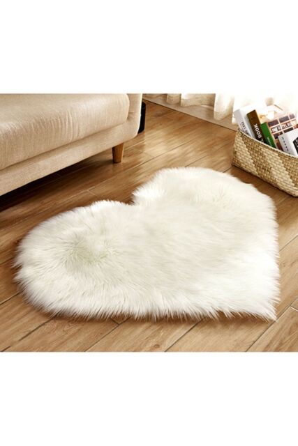 Living and Home 40 x 50CM Heart Shaped Super Soft Shaggy Area Rug in White - Size: 40 cm x 60 cm - image 1