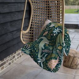 Benjamin Tate Design Hand drawn dinosaurs & tropical leaves & flowers. Designer Blanket in Natural - Size: 120 cm x 150 cm - thumbnail 3
