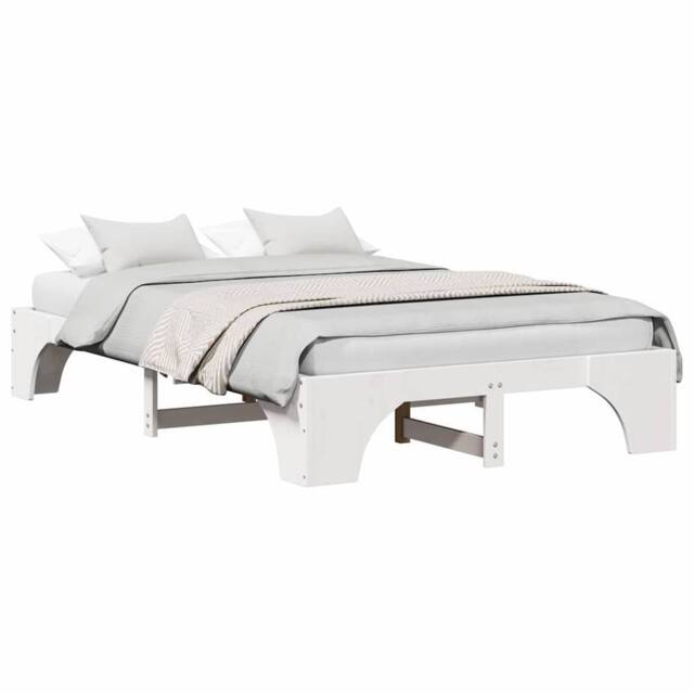 Berkfield Home White Bed Frame White Solid wood, Lacquered finish 135 x 190 cm Sturdy - image 1