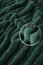 Dyzi Ribbed Jacquard Fleece Bed Blanket Throw 150x200cm Green in Dark Green - Size: 150 cm x 200 cm - thumbnail 5