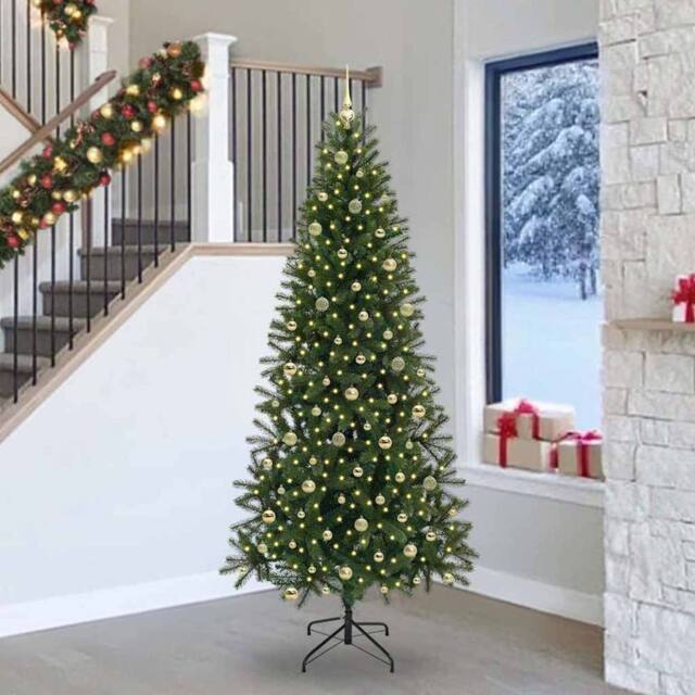 Berkfield Home Artificial Christmas Tree with 300 LEDs Green 240 cm PE & PVC - image 1