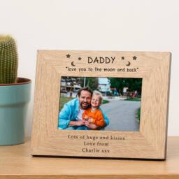 Uniqueful Men's Personalised Daddy Love You To The Moon Wood Frame 7x5 Dad in Brown