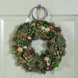 Samuel Alexander 36cm Bauble & Pinecone Hanging Christmas Wreath with Red Berries in Green - thumbnail 1