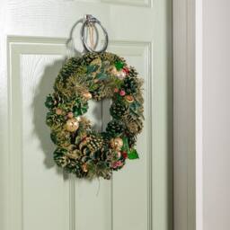 Samuel Alexander 36cm Bauble & Pinecone Hanging Christmas Wreath with Red Berries in Green - thumbnail 3
