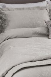1951 'Kina' Jacquard Throw in Silver - thumbnail 1