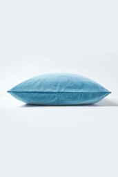 Homescapes Velvet Cushion Cover 100% Cotton, Soft & Machine Washable in Blue - Size: 30 cm x 50 cm - thumbnail 2
