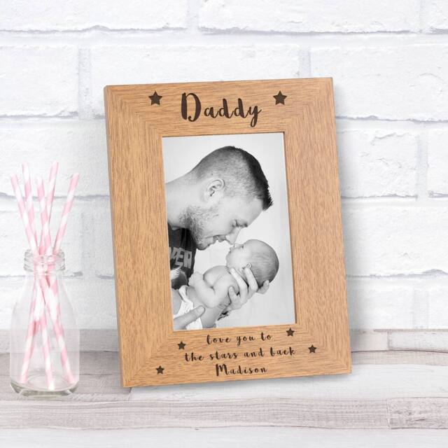 Uniqueful Personalised Daddy Love You to the Stars & Back 6x4 Frame for New in Brown - Size: 1 Pack - image 1
