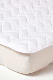 Homescapes Cotton Deep Quilted Mattress Topper in White - Size: King