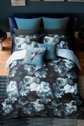 Ted Baker 'TB Semi Plain' Cotton Velvet Cushion in Blue - Size: 45 cm x 45 cm - thumbnail 3