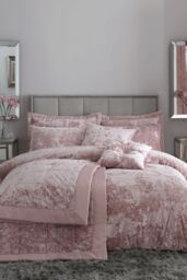 Catherine Lansfield Crushed Velvet Duvet Cover Set - Soft, Durable & Luxury Finish in Light Pink - Size: Super King