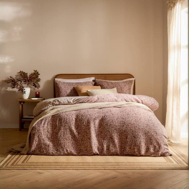 Yard Perrie Leaf Muslin 100% Cotton Duvet Cover Set in Walnut - Size: King - image 1