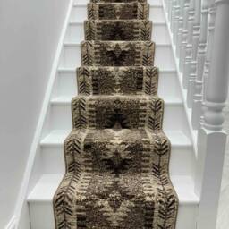 runrug Stair Runner Carpet for Staircases - Soft & Comfy, 9mm - 'Native' in Brown - Size: 70 cm x 600 cm - thumbnail 3