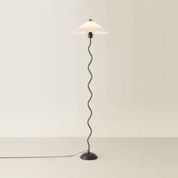 ValueLights Wiggle Black Metal Floor Lamp With Origami Pleated Shade - thumbnail 6