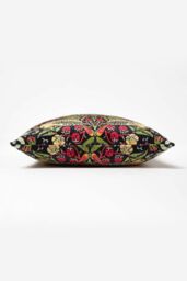 Homescapes William Morris Strawberry Thief Velvet Cushion in Black - Size: 45 cm x 45 cm - thumbnail 4