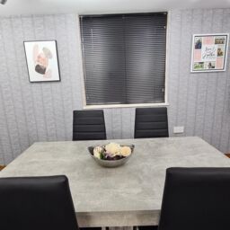 KOSY KOALA Stone Grey Effect Dining Table Set with 6 Black Chairs Stylish Dining Room Furniture Set in Brown - thumbnail 5