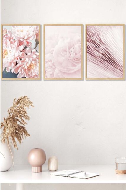 ARTZE Abstract Pink Macro Floral Framed Wall Art - Medium in Light Oak - Size: W45 cm x H62 cm x D20mm - image 1