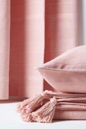 Homescapes Cotton Rajput Ribbed Cushion Cover in Pink - Size: 60 cm x 60 cm - thumbnail 5