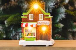 Marco Paul 3pc Pre-Lit Christmas Village Scene Decorations - thumbnail 4