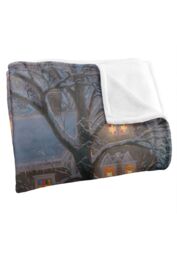 JQ Licensing Mk Laughing All The Way Silky Touch Super Soft Throw Blanket 152 X 127 cm in White - thumbnail 3