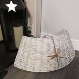 Samuel Alexander 40/58cm KD Willow Christmas Tree Skirt Wicker Rattan- Medium White Wash - thumbnail 5