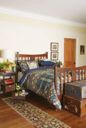 Morris & Co 'Strawberry Thief' Cotton Standard Pillowcase Pair in Blue - thumbnail 3