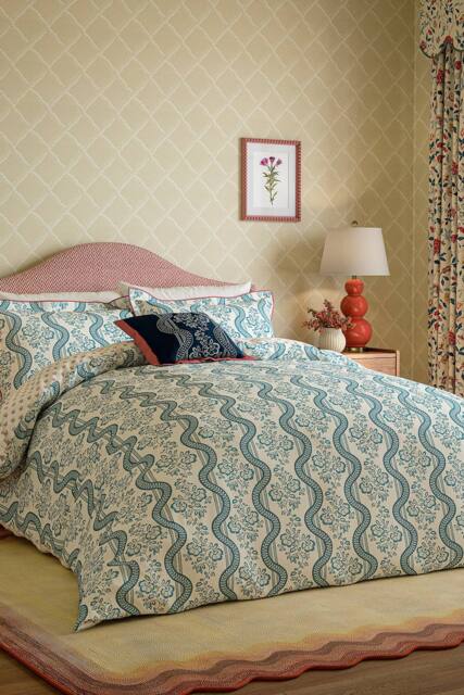 Sanderson 'Aubrey' Cotton Duvet Cover Set in Beige - Size: Super King - image 1