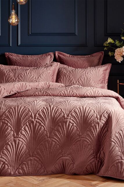 Paoletti Palmeria Quilted Velvet Duvet Cover Set in Light Pink - Size: Single - image 1