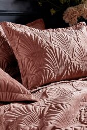Paoletti Palmeria Quilted Velvet Duvet Cover Set in Light Pink - Size: Single - thumbnail 3