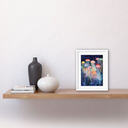 "Artery8 Wall Art Print Group Of Jellyfish Multicoloured Folk Art Watercolour Painting Artwork Framed 9X7 Inch in White - Size: W7"" x H9""" - thumbnail 2