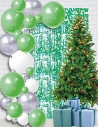 Netagon Shimmer Tinsel Curtain Reindeer Christmas Tree Design 2.5M x 1M Green - thumbnail 6