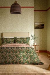 Morris & Co 'Compton' Cotton Duvet Cover Set in Green - Size: Single