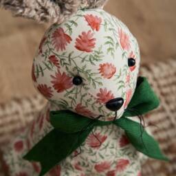 Voyage Maison Hattie Hare Floral Printed Door Stop - thumbnail 2