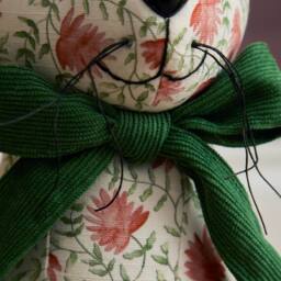 Voyage Maison Hattie Hare Floral Printed Door Stop - thumbnail 3